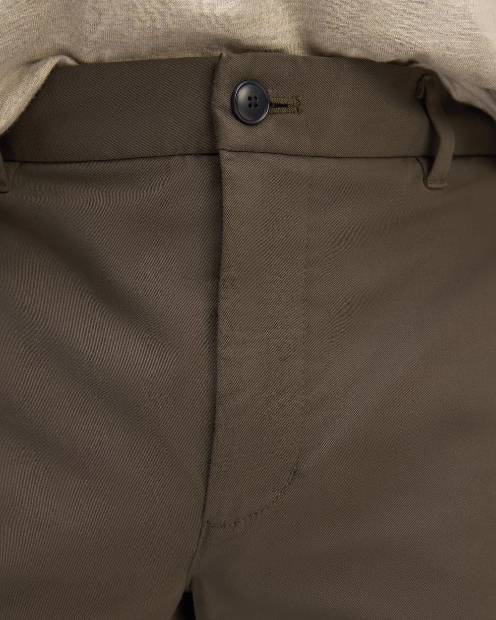 Pantalón corto chino slim fit de 7 pulgadas | Algarrobo