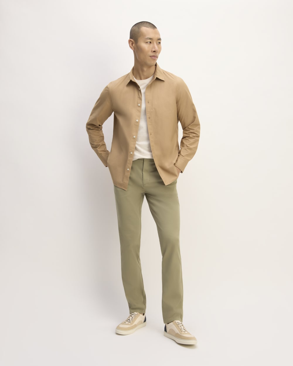 Pantalón chino Performance | Uniforme | Verde pálido | Corte ajustado