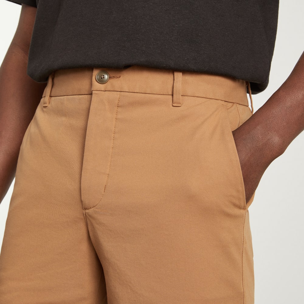 Pantalón corto chino ajustado de alto rendimiento de 9 pulgadas | Coco tostado