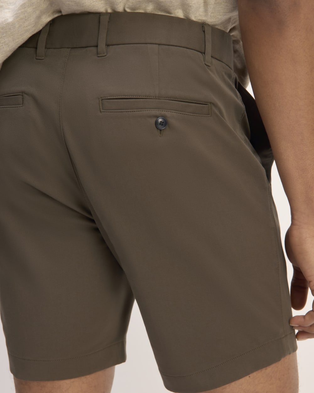 Pantalón corto chino slim fit de 7 pulgadas | Algarrobo