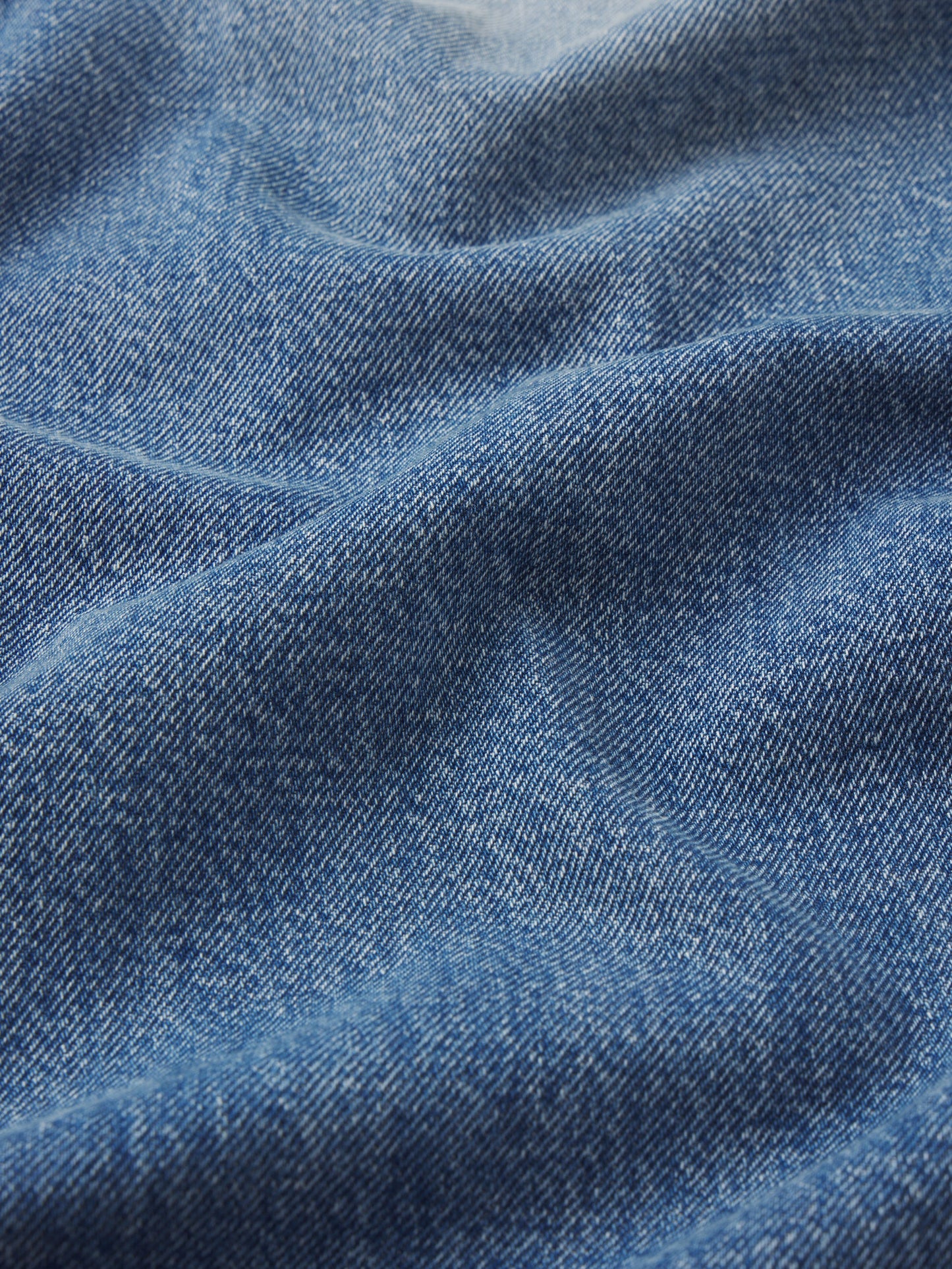 Jeans anchos — Desgaste natural.