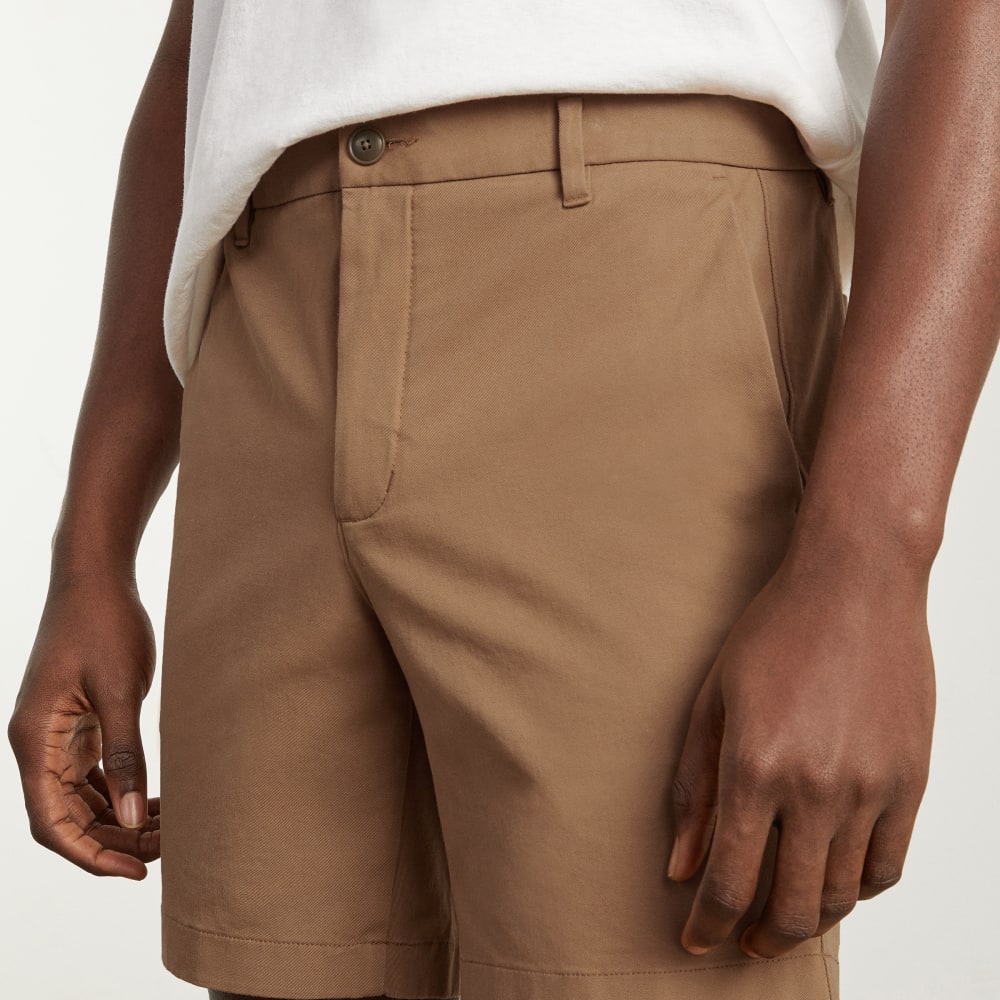 Pantalón corto chino slim fit de 7 pulgadas | Coco tostado