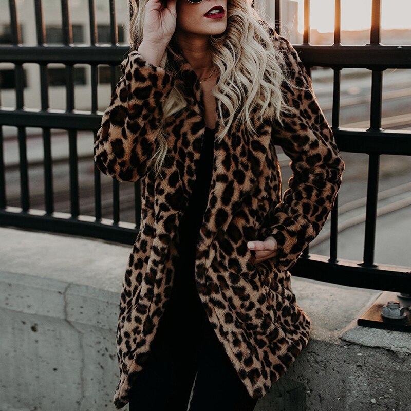 Abrigo de leopardo de lujo