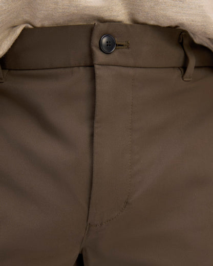 Pantalón corto chino slim fit de 7 pulgadas | Algarrobo