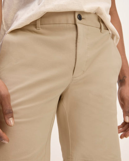 Pantalón corto chino ajustado de 9 pulgadas | Gabardina caqui