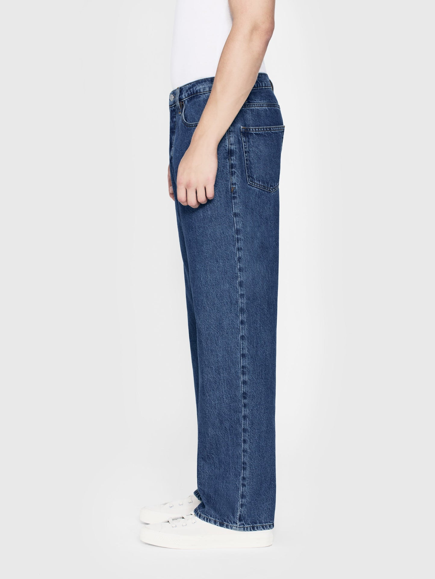 Jeans anchos — Azul oscuro.