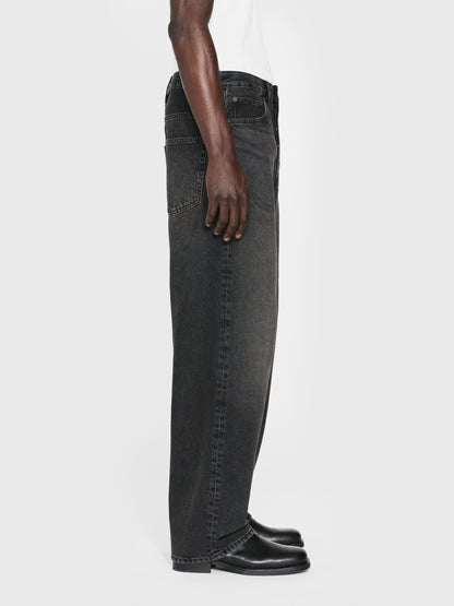 Jeans anchos — Negro.