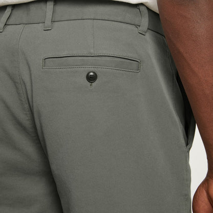 Pantalón chino Performance | Uniforme | Verde peltre | Corte ajustado