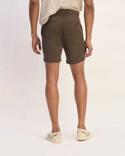 Pantalón corto chino slim fit de 7 pulgadas | Algarrobo