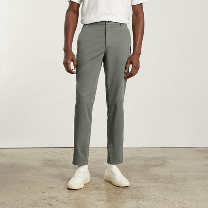 Pantalón chino Performance | Uniforme | Verde peltre | Corte ajustado